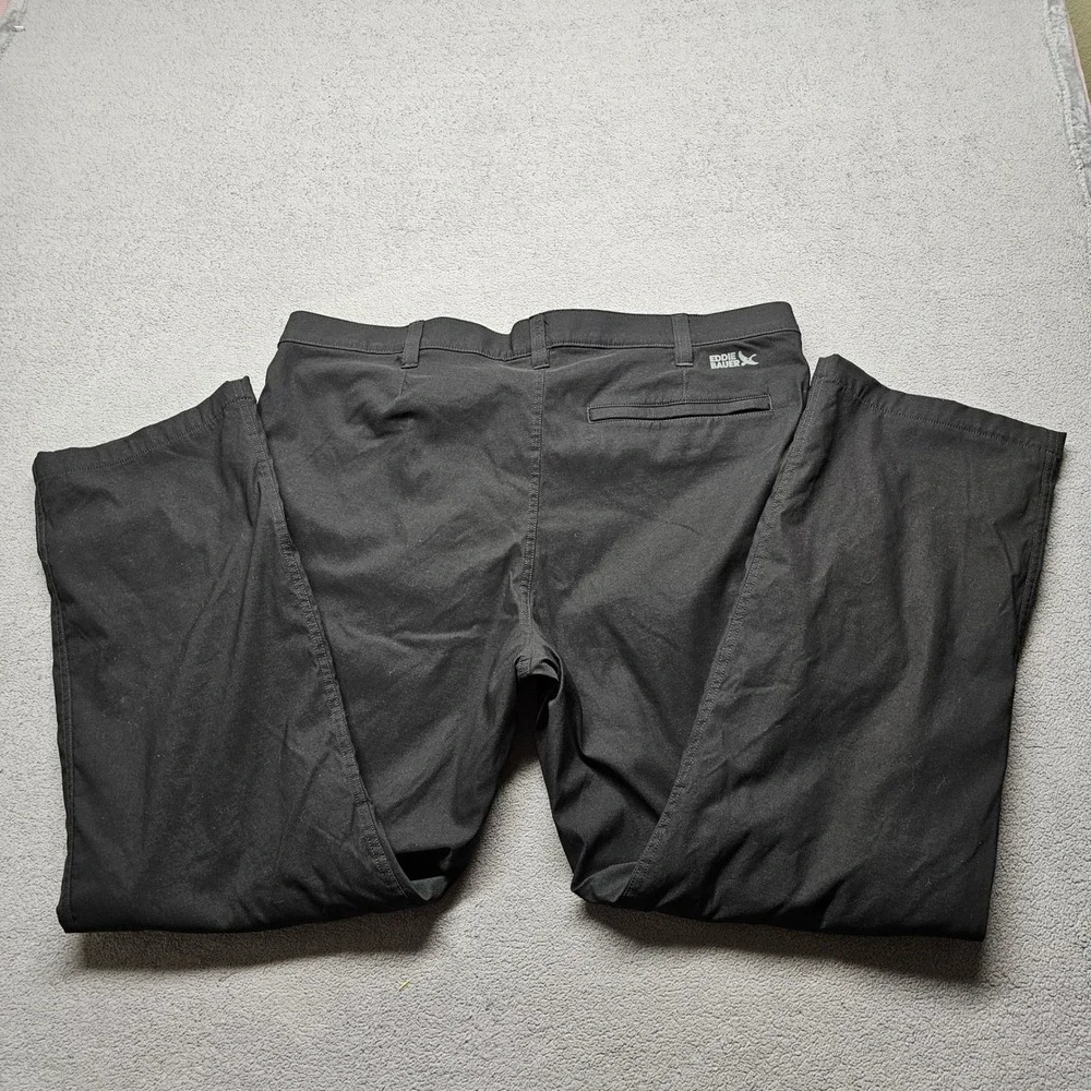 Eddie Bauer Tech Hiking Cargo Pants Mens 40x30 Black Fleece Lined Stretch Winter